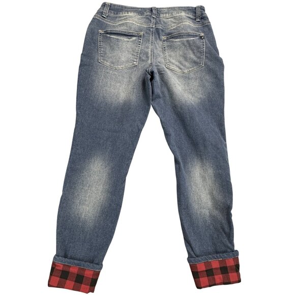 M Jeans By Maurices Womens Size M Reg Blue Denim Jeans Red Plaid Cuff Med Wash - Picture 2 of 15
